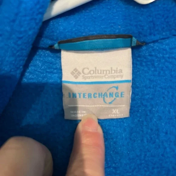 Columbia outgrow interchangeable, two jackets and one boys size extra large